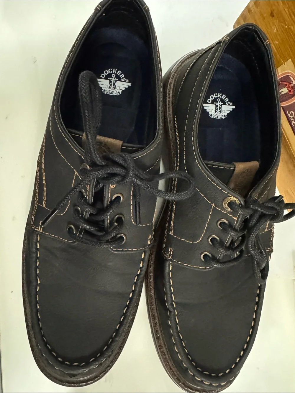 Dockers Black Black Leather Lace-Up Rugged Oxford Docker with contrast stitching